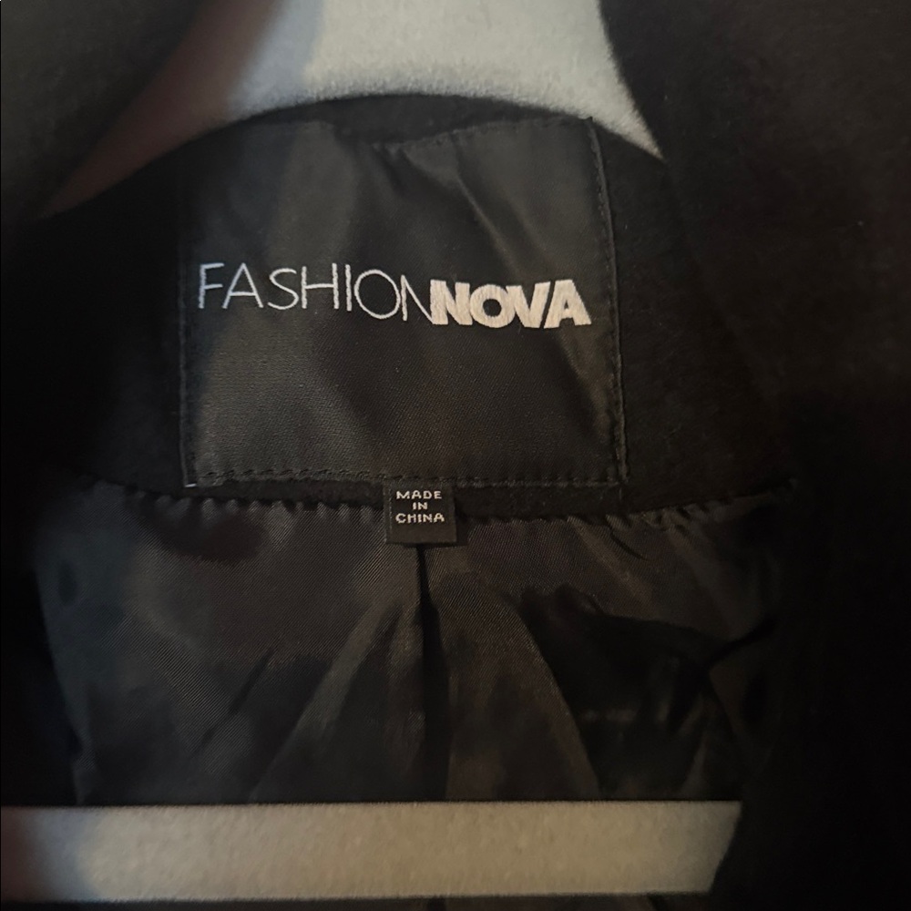 Floor length pea coat size small - Picture 4 of 5